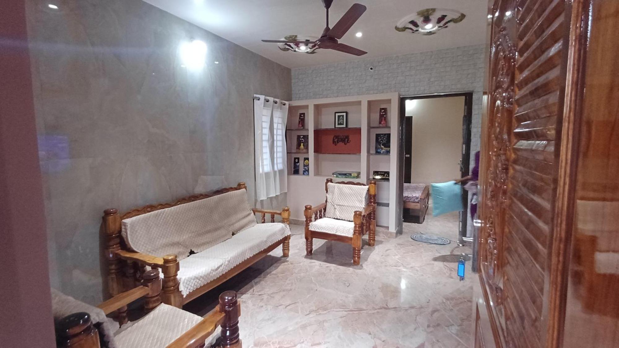 Shi'S Thulasi 2Bhk In Coimbatore Near To Karpagam College, Palakkad Highway, Rathinam College And More Exteriér fotografie